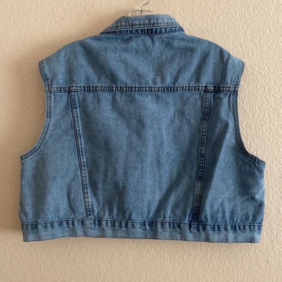 🫟5 FOR $25🫟 Cropped Jean Vest - Picture 4 of 4